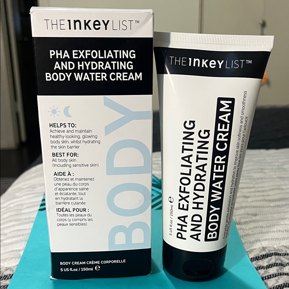 The Inkey List PHA Exfoliating and Hydrating Body Water Cream - Black and White